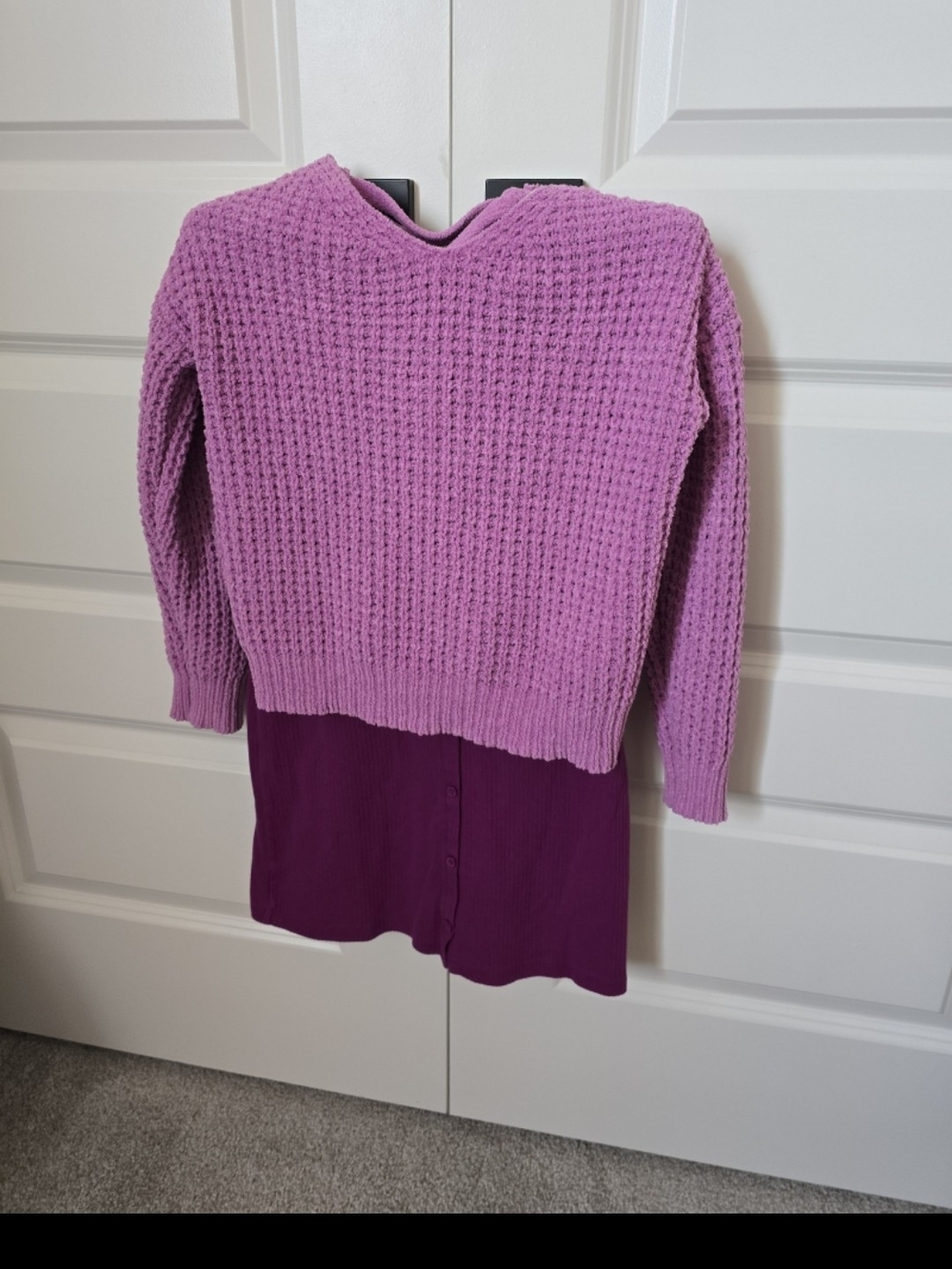 Purple Girls Size 8 Sweater - Picture 2 of 2